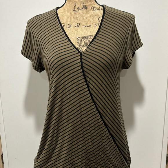 MAEVE BY ANTHROPOLOGIE Leila Wrap Top - Picture 3 of 6